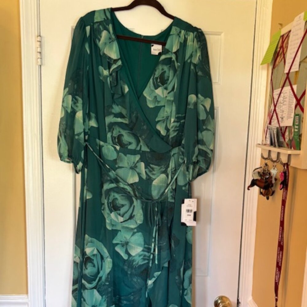 Jade green floral dress with ruffle collar sizw 20W